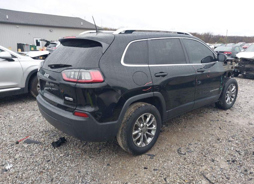 Photo 4 of 2019 Jeep Cherokee LATITUDE PLUS 4X4 (VIN 1C4PJMLB3KD259741)