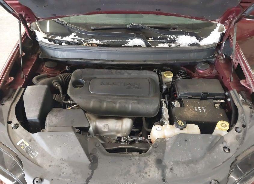 Photo 10 of 2019 Jeep Cherokee LATITUDE PLUS 4X4 (VIN 1C4PJMLB3KD337256)