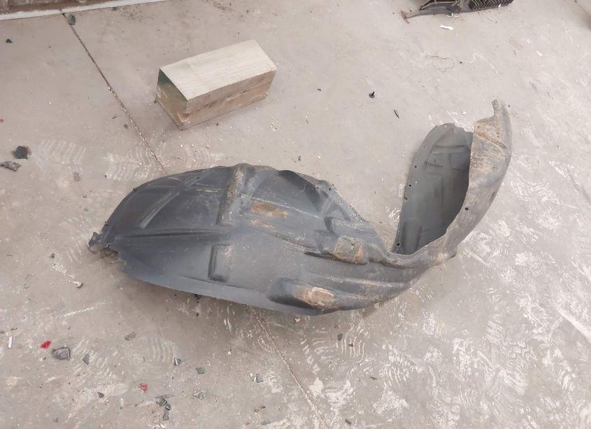 Photo 12 of 2019 Jeep Cherokee LATITUDE PLUS 4X4 (VIN 1C4PJMLB3KD337256)