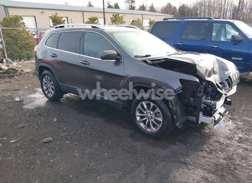 2019 Jeep Cherokee LATITUDE PLUS 4X4 (VIN 1C4PJMLB3KD369141) main photo