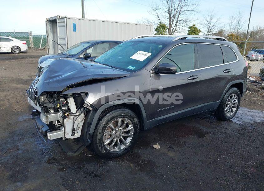 Photo 15 of 2019 Jeep Cherokee LATITUDE PLUS 4X4 (VIN 1C4PJMLB3KD369141)