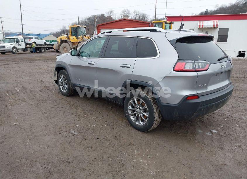 Photo 3 of 2019 Jeep Cherokee LATITUDE PLUS 4X4 (VIN 1C4PJMLB3KD391611)