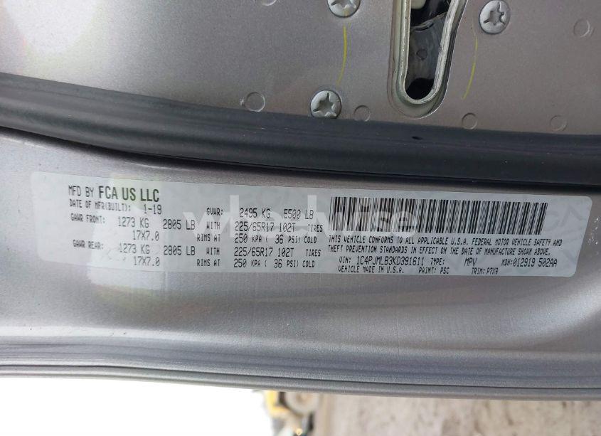 Photo 9 of 2019 Jeep Cherokee LATITUDE PLUS 4X4 (VIN 1C4PJMLB3KD391611)