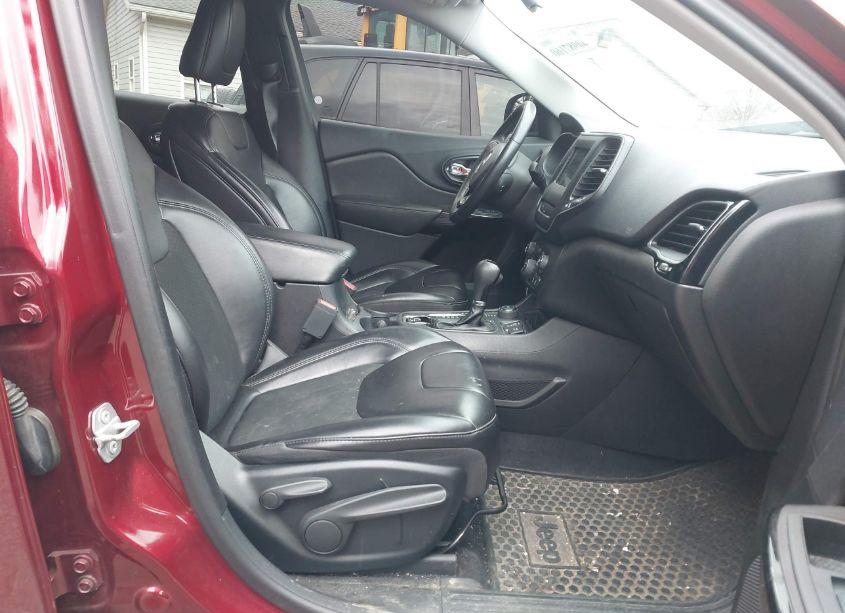 Photo 5 of 2019 Jeep Cherokee ALTITUDE 4X4 (VIN 1C4PJMLB3KD437616)