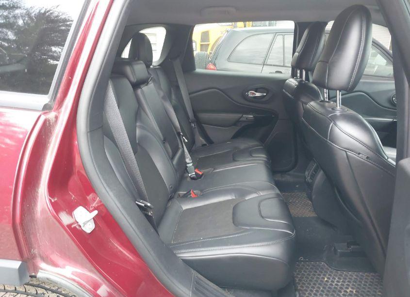 Photo 8 of 2019 Jeep Cherokee ALTITUDE 4X4 (VIN 1C4PJMLB3KD437616)