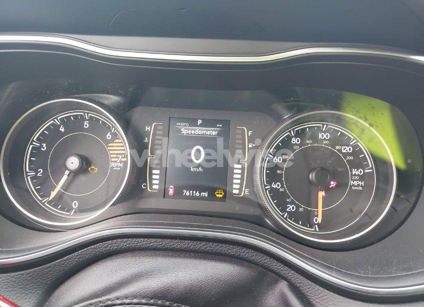 Photo 7 of 2020 Jeep Cherokee LATITUDE PLUS 4X4 (VIN 1C4PJMLB3LD626736)