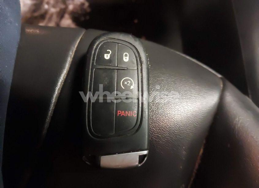 Photo 11 of 2019 Jeep Cherokee LATITUDE PLUS 4X4 (VIN 1C4PJMLB4KD307179)