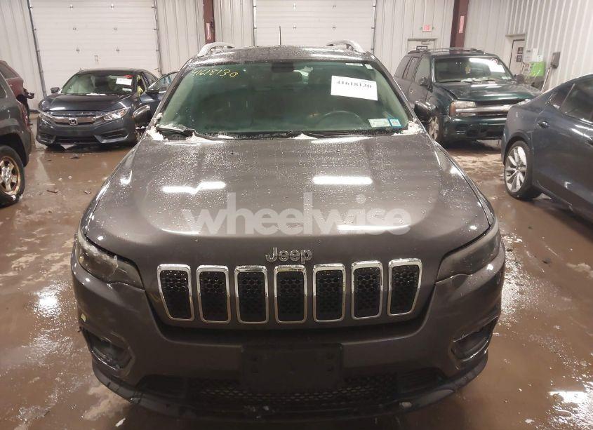 Photo 12 of 2019 Jeep Cherokee LATITUDE PLUS 4X4 (VIN 1C4PJMLB4KD307179)