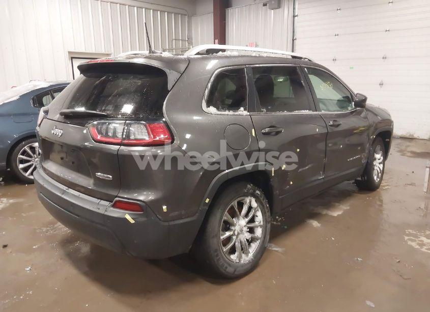 Photo 4 of 2019 Jeep Cherokee LATITUDE PLUS 4X4 (VIN 1C4PJMLB4KD307179)