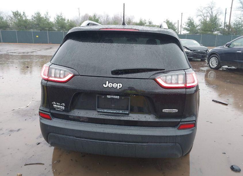 Photo 16 of 2019 Jeep Cherokee LATITUDE PLUS 4X4 (VIN 1C4PJMLB4KD363090)