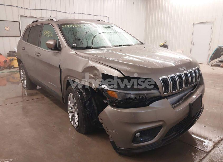 2020 Jeep Cherokee LATITUDE PLUS 4X4 (VIN 1C4PJMLB4LD548967) main photo