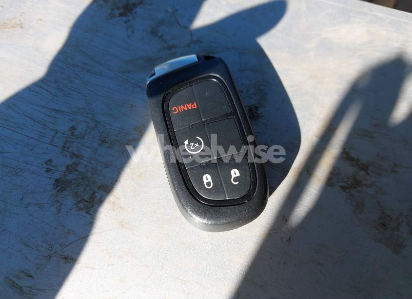 Photo 11 of 2020 Jeep Cherokee LATITUDE PLUS 4X4 (VIN 1C4PJMLB4LD548967)