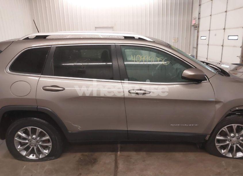 Photo 13 of 2020 Jeep Cherokee LATITUDE PLUS 4X4 (VIN 1C4PJMLB4LD548967)