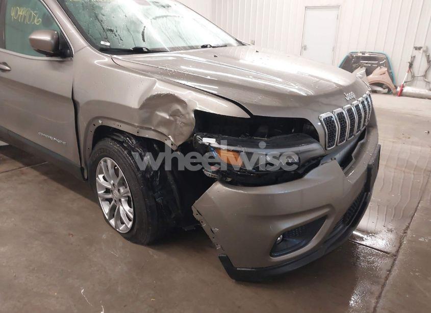Photo 6 of 2020 Jeep Cherokee LATITUDE PLUS 4X4 (VIN 1C4PJMLB4LD548967)