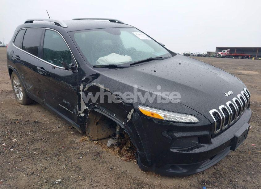 2018 Jeep Cherokee LATITUDE PLUS 4X4 (VIN 1C4PJMLB5JD507888) main photo