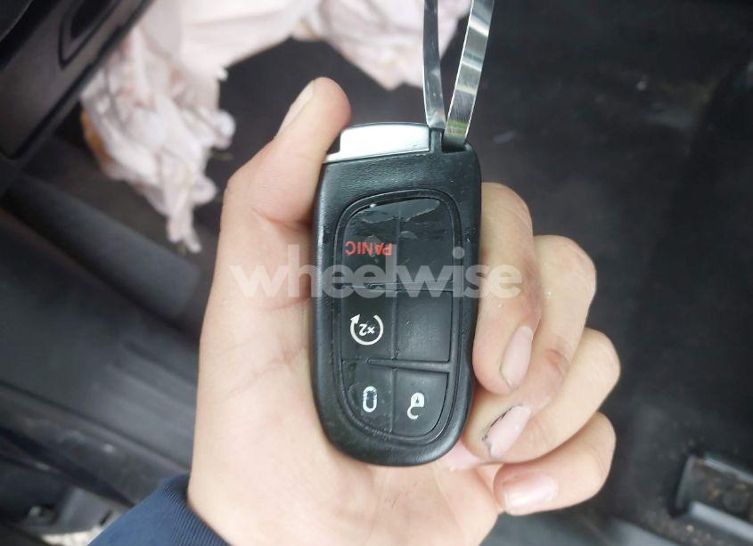 Photo 11 of 2018 Jeep Cherokee LATITUDE PLUS 4X4 (VIN 1C4PJMLB5JD507888)