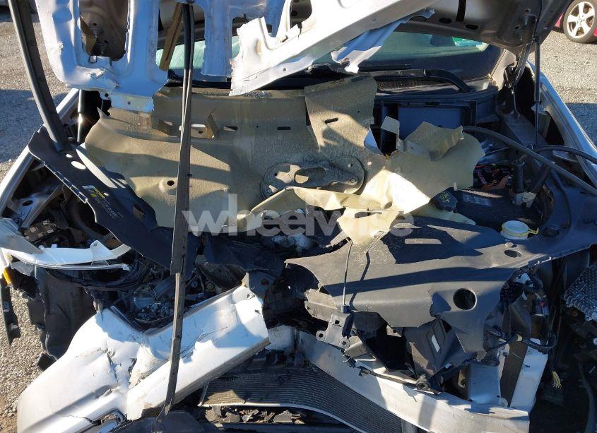 Photo 10 of 2019 Jeep Cherokee LATITUDE PLUS 4X4 (VIN 1C4PJMLB5KD174738)