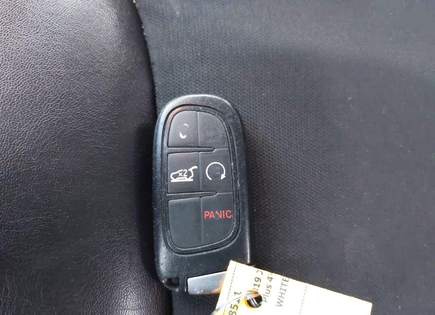 Photo 11 of 2019 Jeep Cherokee ALTITUDE 4X4 (VIN 1C4PJMLB5KD292174)