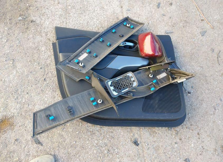 Photo 12 of 2019 Jeep Cherokee LATITUDE PLUS 4X4 (VIN 1C4PJMLB5KD393747)