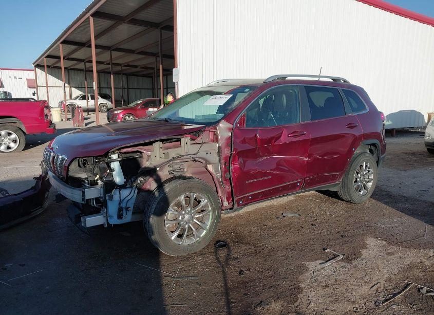 Photo 2 of 2019 Jeep Cherokee LATITUDE PLUS 4X4 (VIN 1C4PJMLB5KD393747)