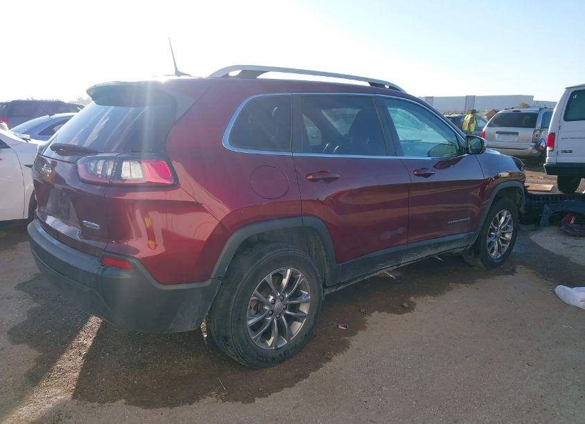 Photo 4 of 2019 Jeep Cherokee LATITUDE PLUS 4X4 (VIN 1C4PJMLB5KD393747)