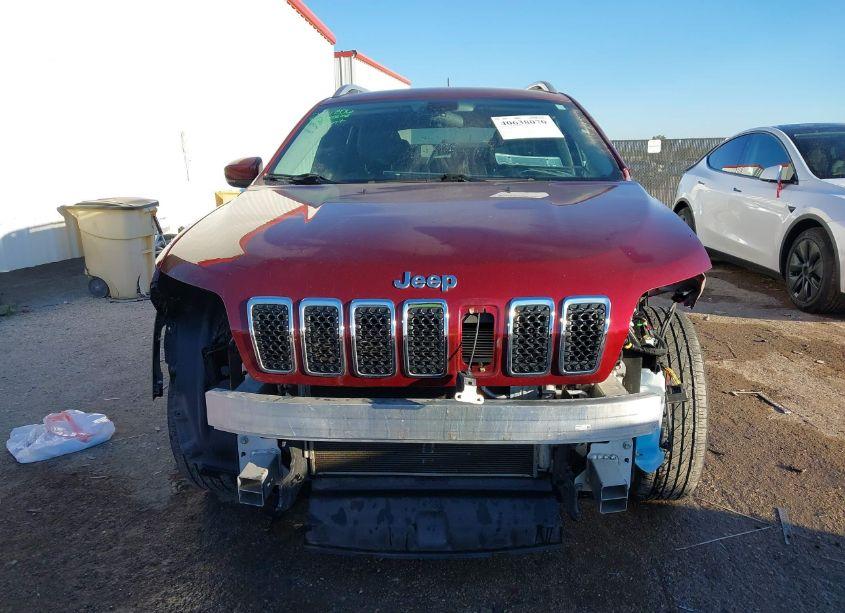 Photo 6 of 2019 Jeep Cherokee LATITUDE PLUS 4X4 (VIN 1C4PJMLB5KD393747)