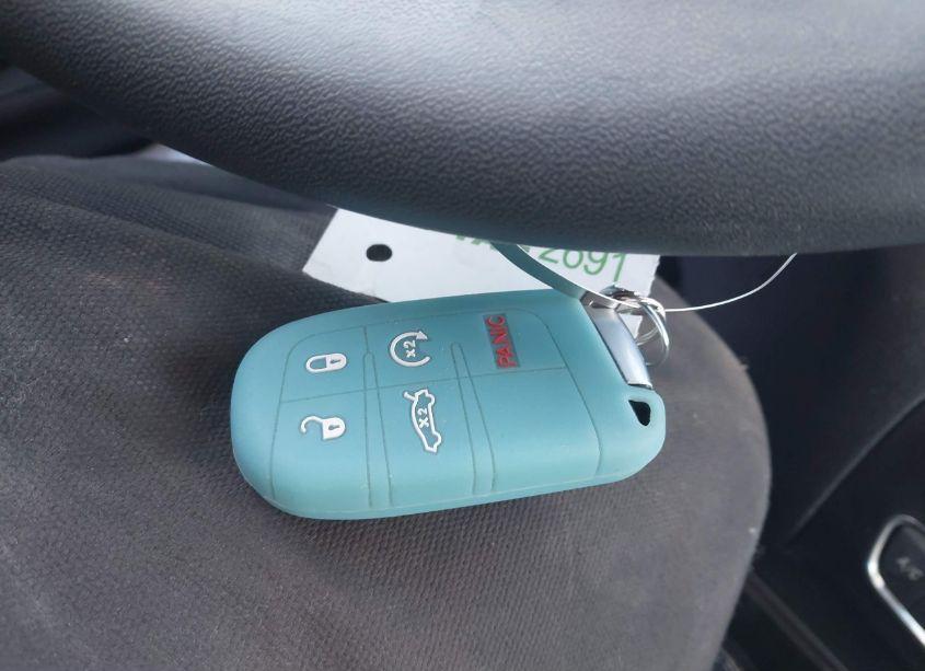 Photo 11 of 2020 Jeep Cherokee LATITUDE PLUS 4X4 (VIN 1C4PJMLB5LD546984)