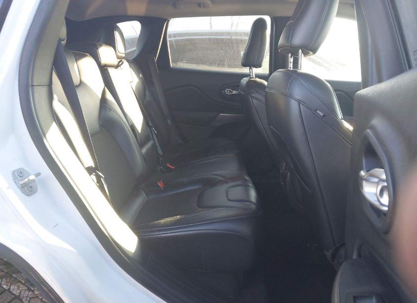 Photo 8 of 2020 Jeep Cherokee LATITUDE PLUS 4X4 (VIN 1C4PJMLB5LD546984)