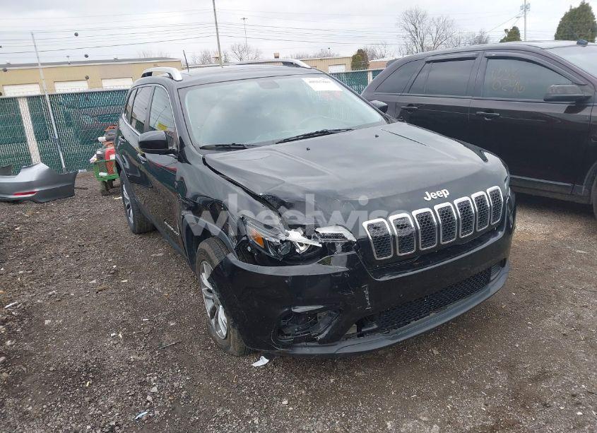 2020 Jeep Cherokee LATITUDE PLUS 4X4 (VIN 1C4PJMLB5LD551070) main photo
