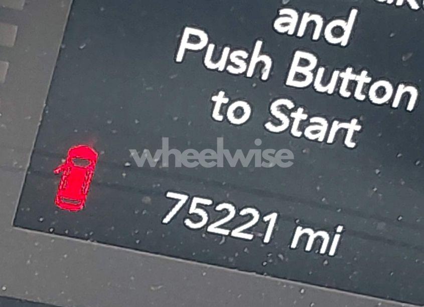 Photo 15 of 2020 Jeep Cherokee LATITUDE PLUS 4X4 (VIN 1C4PJMLB5LD551263)