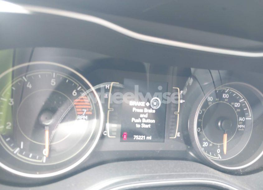 Photo 7 of 2020 Jeep Cherokee LATITUDE PLUS 4X4 (VIN 1C4PJMLB5LD551263)