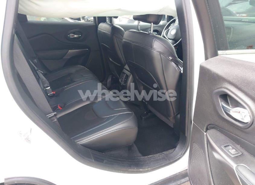 Photo 8 of 2020 Jeep Cherokee LATITUDE PLUS 4X4 (VIN 1C4PJMLB5LD551263)