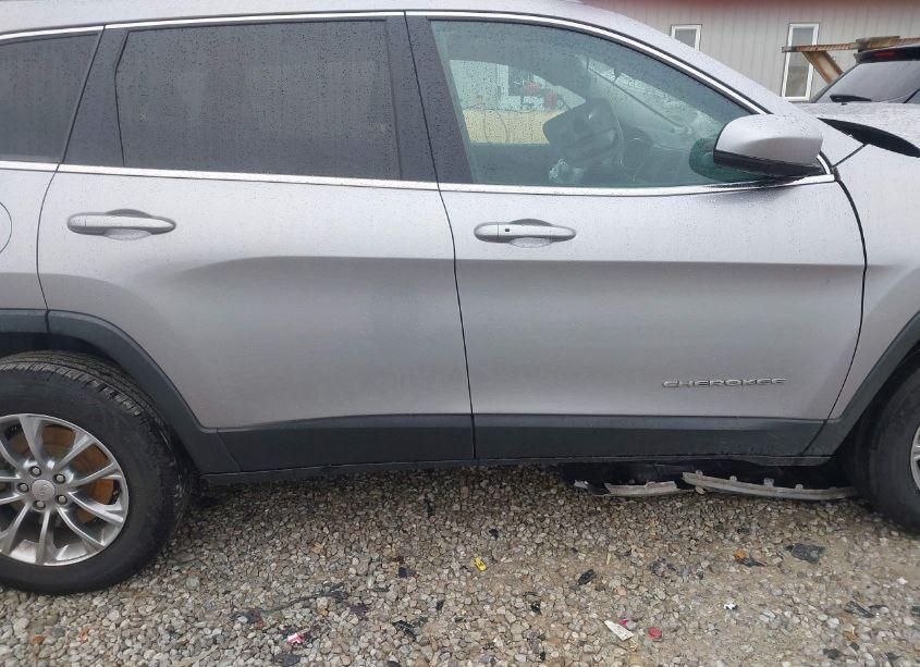 Photo 13 of 2020 Jeep Cherokee LATITUDE PLUS 4X4 (VIN 1C4PJMLB5LD593982)