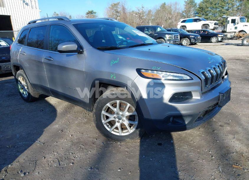 2018 Jeep Cherokee LATITUDE PLUS 4X4 (VIN 1C4PJMLB6JD526661) main photo