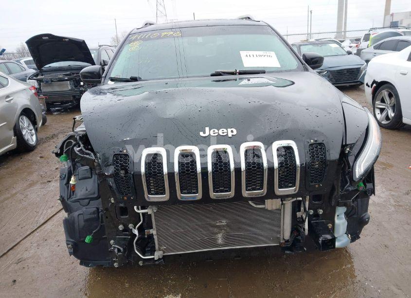 Photo 13 of 2018 Jeep Cherokee LATITUDE PLUS 4X4 (VIN 1C4PJMLB6JD534615)