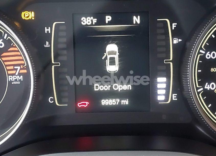 Photo 16 of 2018 Jeep Cherokee LATITUDE PLUS 4X4 (VIN 1C4PJMLB6JD534615)