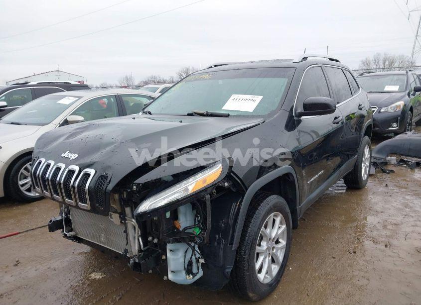 Photo 2 of 2018 Jeep Cherokee LATITUDE PLUS 4X4 (VIN 1C4PJMLB6JD534615)