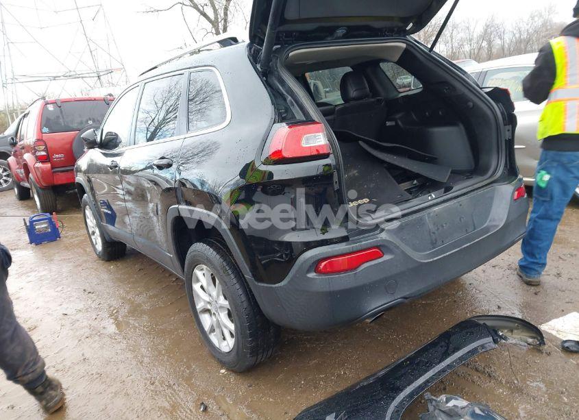 Photo 3 of 2018 Jeep Cherokee LATITUDE PLUS 4X4 (VIN 1C4PJMLB6JD534615)