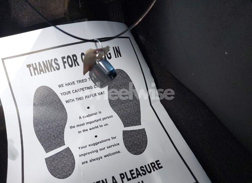 Photo 11 of 2019 Jeep Cherokee LATITUDE PLUS 4X4 (VIN 1C4PJMLB6KD130473)