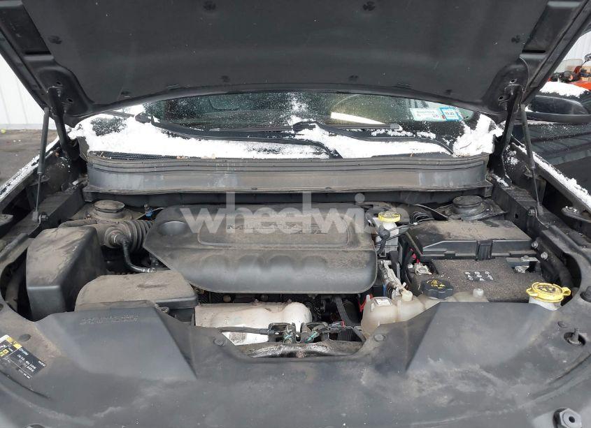 Photo 10 of 2019 Jeep Cherokee LATITUDE PLUS 4X4 (VIN 1C4PJMLB6KD252346)