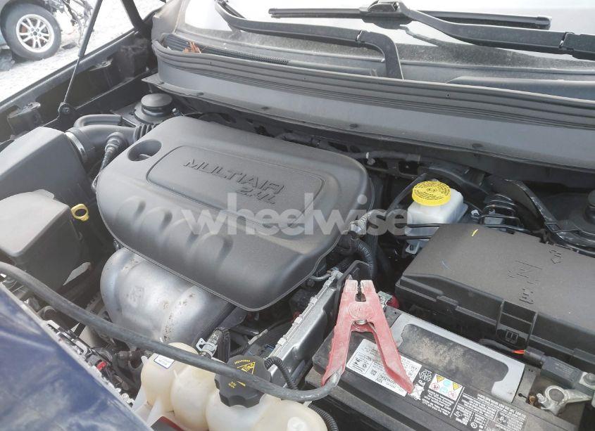 Photo 10 of 2019 Jeep Cherokee ALTITUDE 4X4 (VIN 1C4PJMLB6KD292961)