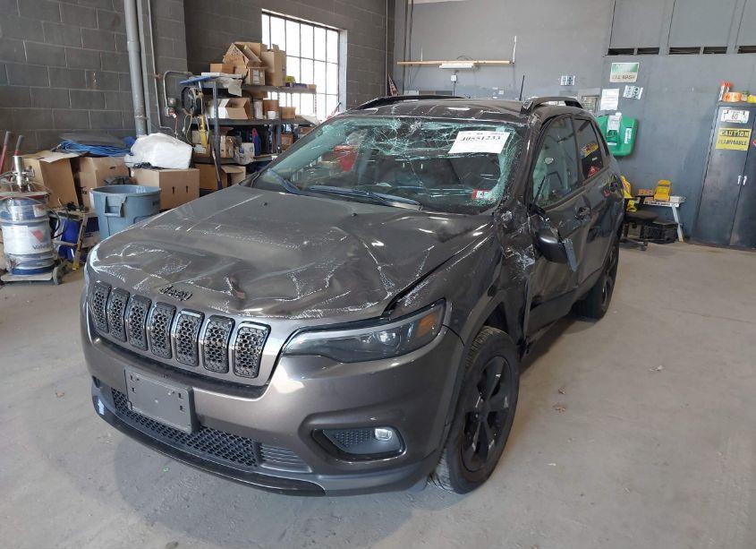 Photo 6 of 2019 Jeep Cherokee ALTITUDE 4X4 (VIN 1C4PJMLB6KD490018)