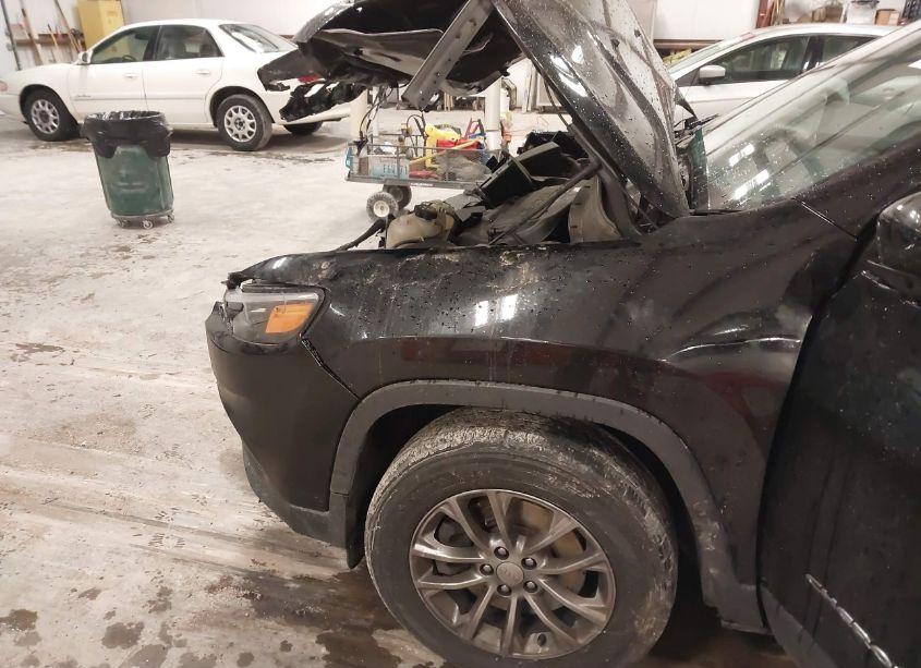 Photo 18 of 2020 Jeep Cherokee LATITUDE PLUS 4X4 (VIN 1C4PJMLB6LD584899)