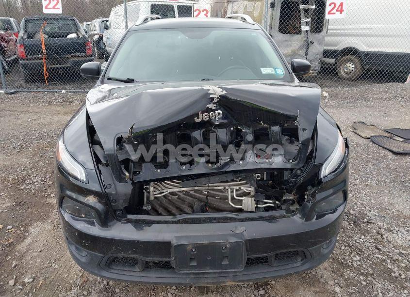 Photo 12 of 2018 Jeep Cherokee LATITUDE PLUS 4X4 (VIN 1C4PJMLB7JD507892)