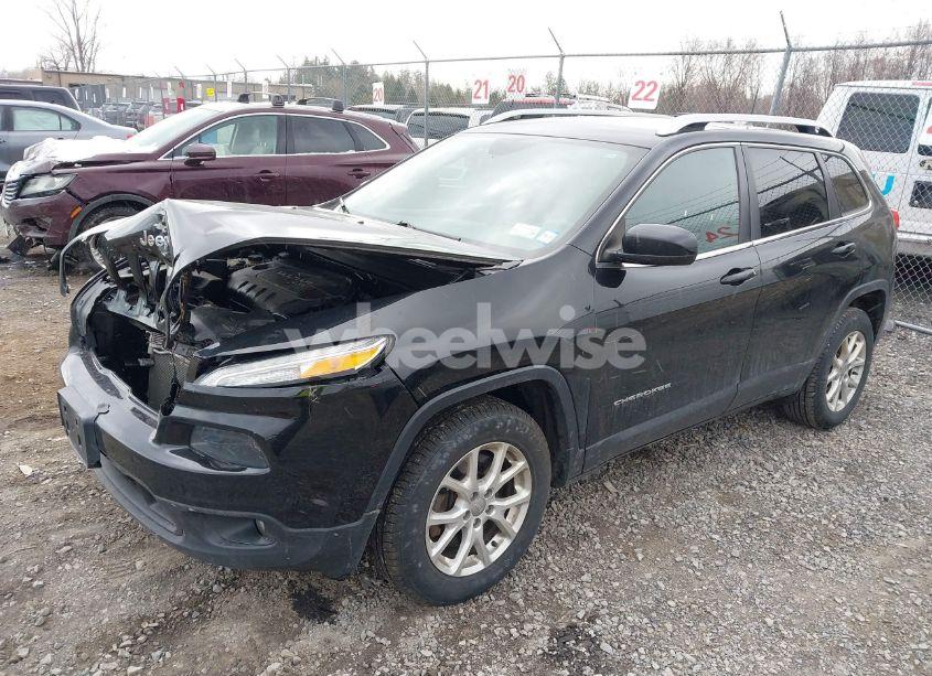Photo 2 of 2018 Jeep Cherokee LATITUDE PLUS 4X4 (VIN 1C4PJMLB7JD507892)