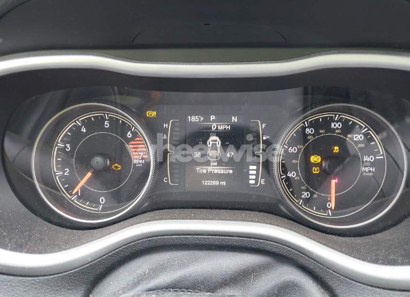 Photo 7 of 2018 Jeep Cherokee LATITUDE PLUS 4X4 (VIN 1C4PJMLB7JD507892)