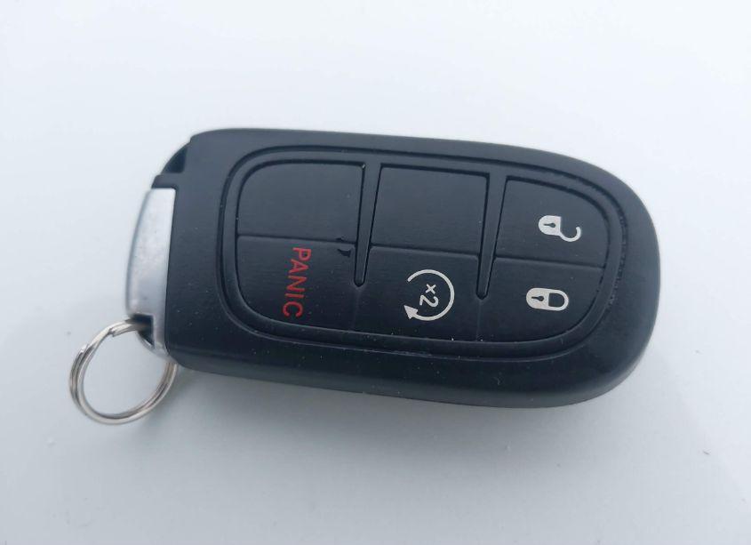 Photo 11 of 2018 Jeep Cherokee LATITUDE PLUS 4X4 (VIN 1C4PJMLB7JD575996)