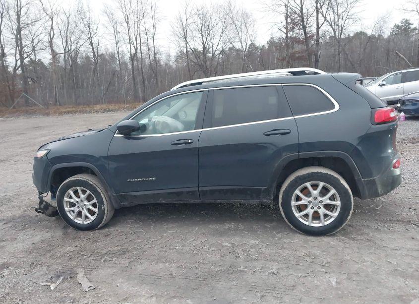 Photo 14 of 2018 Jeep Cherokee LATITUDE PLUS 4X4 (VIN 1C4PJMLB7JD575996)