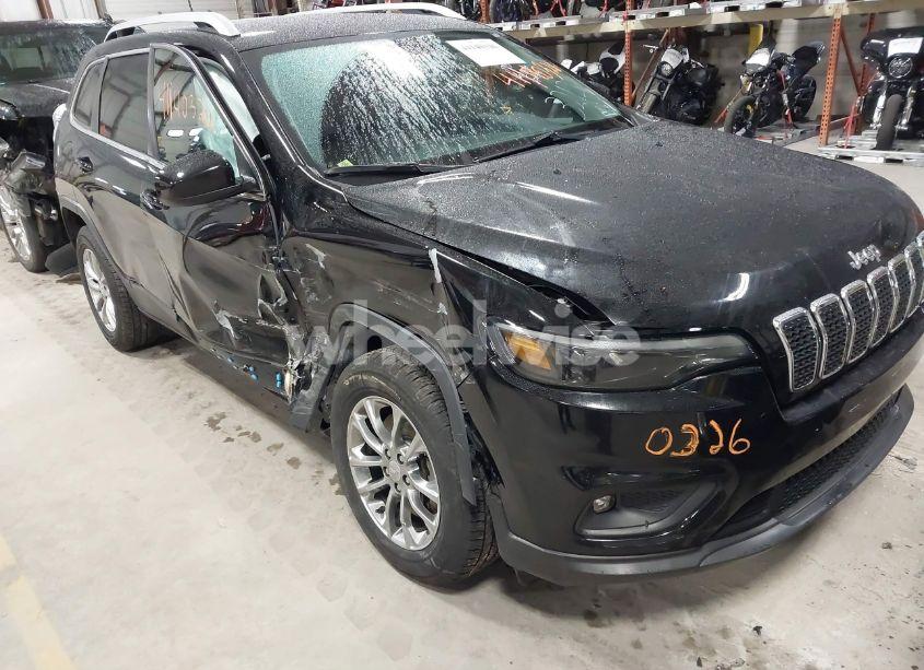 2019 Jeep Cherokee LATITUDE PLUS 4X4 (VIN 1C4PJMLB7KD193212) main photo