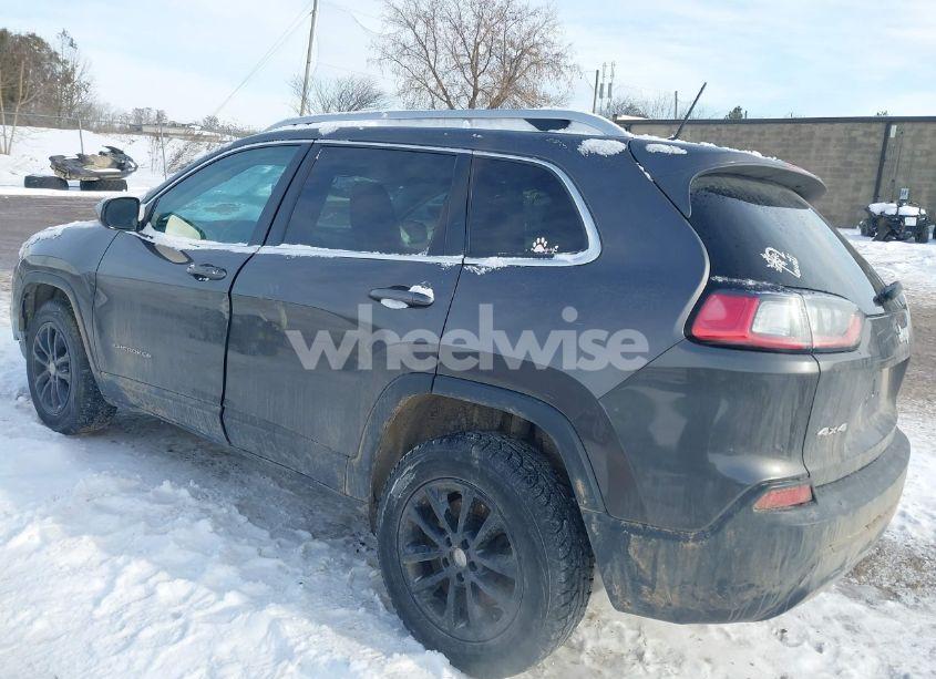 Photo 3 of 2019 Jeep Cherokee LATITUDE PLUS 4X4 (VIN 1C4PJMLB7KD198779)